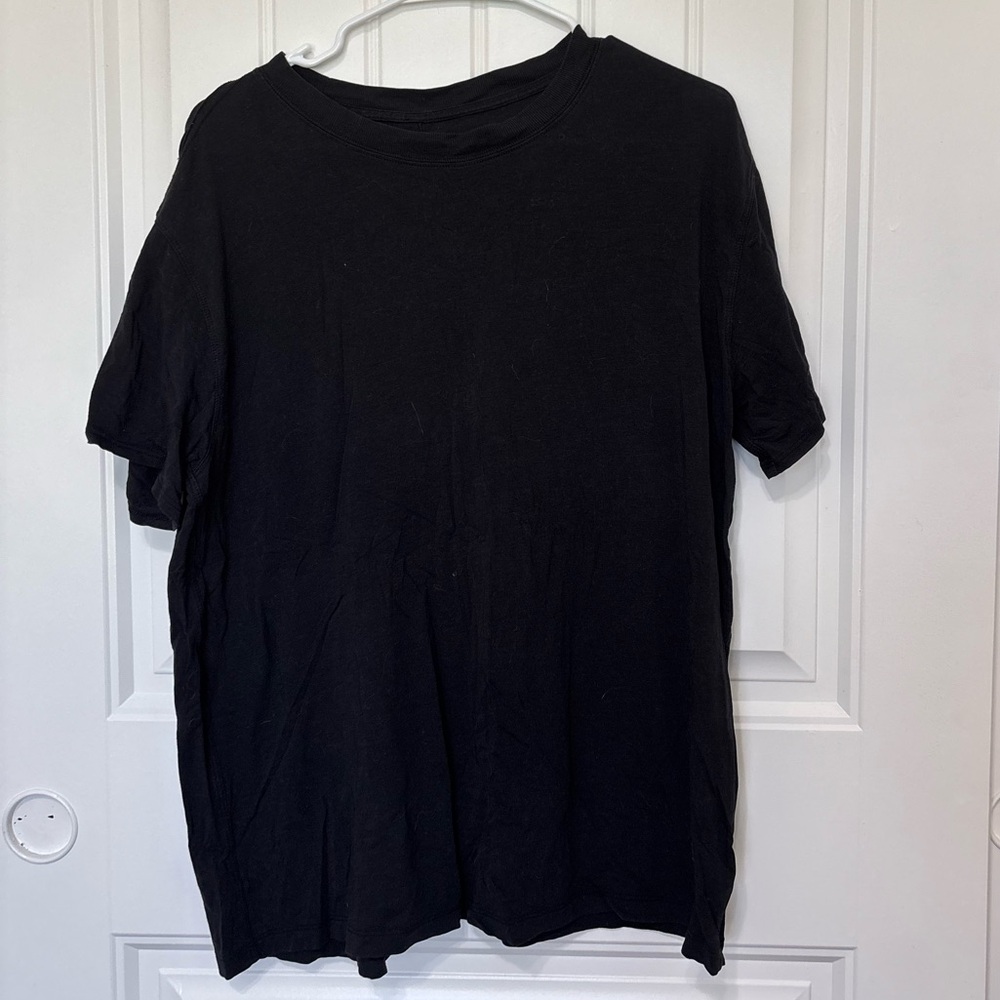 Lululemon tee